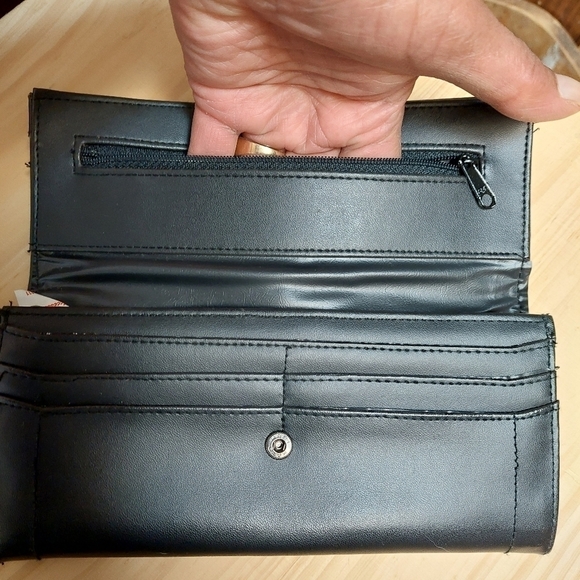 Vintage* Jordache Black Wallet Clutch - Picture 10 of 16